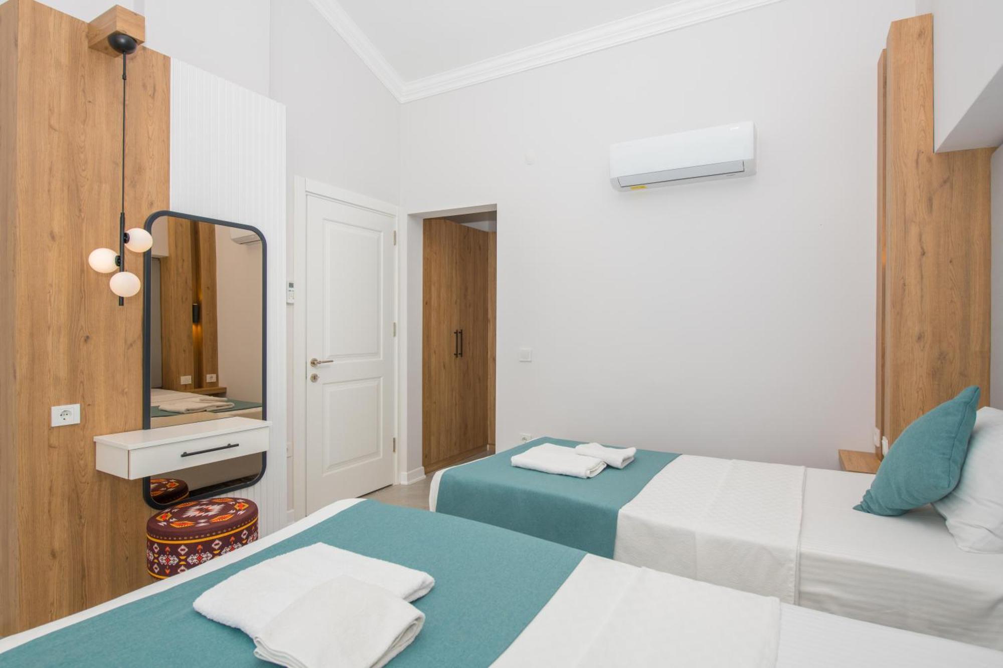 Beachfront Sari Villa With Private Swimming Pool Kalkan Buitenkant foto